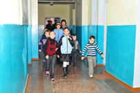 Ministrul Apărării a oferit daruri copiilor din Cahul