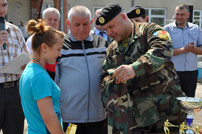 New in the National Army – Girls along with Boys on the Recruit Day