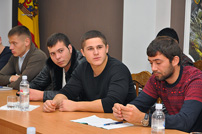 Studenţii de la ULIM au discutat cu ministrul Apărării despre securitate şi apărare