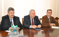 Ministrul Apărării şi Ambasadorul Bulgariei au trecut în revistă cooperarea bilaterală în domeniul apărării