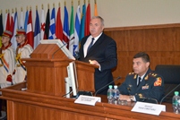 Președintele Nicolae Timofti l-a prezentat pe noul ministru al Apărării ofițerilor și angajaților instituției
