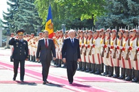 Ziua Armatei Naționale: Președintele a participat la manifestările oficiale și a decorat un grup de militari