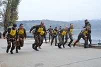 Militarii prin contract testaţi la pregătirea profesională