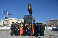 Garda de Onoare a Armatei Naţionale a defilat pe Piaţa Constituţiei din Bucureşti