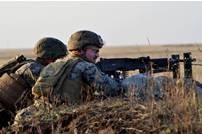Militari moldoveni se antrenează la poligonul Smârdan din România