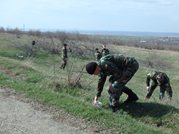 Militarii Armatei Naţionale, antrenaţi în acţiuni de salubrizare