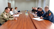 Ministrul Apărării a dialogat cu ambasadoarea Germaniei în Republica Moldova
