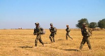 Militarii din Forţele Speciale ale Armatei Naţionale se instruiesc în România