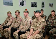 Liderii inferiori din Armata Naţională, instruiţi de experţi britanici