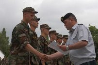 Ostaşii Armatei Naţionale au absolvit cursul de instruire militară iniţială