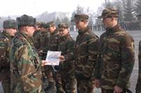 Soldaţii Armatei Naţionale au absolvit cursul de instruire militară iniţială
