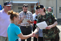 Premieră în Armata Naţională - fetele alături de băieţi la “Ziua Recrutului”