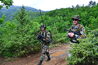 Moldovan Soldiers from KFOR Carry out Patrol Missions in the Mountains