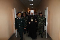 Vizita Mitropolitului Vladimir în Armata Naţională