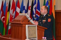 Studii postuniversitare în securitate şi apărare la Academia Militară