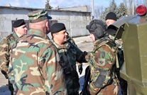 Conducerea Ministerului Apărării şi Armatei Naţionale  inspectează tehnica pacificatorilor