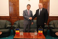 Cooperarea militară moldo-română a fost discutată la Bucureşti de miniștrii apărării