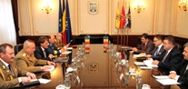 Minister of Defense Pays Official Visit to Romania