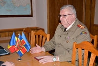 Romanian Expert Decorated at the Ministry of Defense