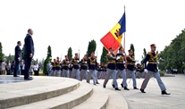 Armata Naţională sărbătoreşte Ziua Independenţei