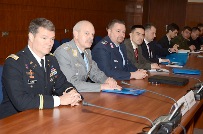 NATO experts evaluate defense reforms 