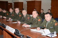 Experţi NATO evaluează reformele în domeniul apărării