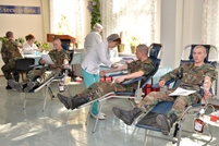 National Army Service Members Donate Blood