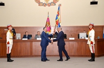 The New Minister of Defense Presented to the National Army Military and Civilian Staff