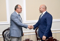 Ministrul  Voicu a discutat cu ambasadorul Ioniţă despre cooperarea moldo-română în domeniul apărării