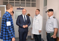 Ministrul Apărării, în vizită la Spitalul Clinic Militar Central
