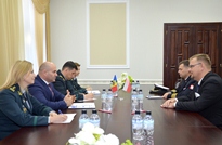 Minister Voicu and Ambassador Zdaniuk discuss Moldovan-Polish cooperation in defense