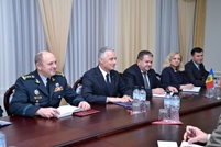 Întrevederea ministrului Gaiciuc cu ambasadoarea Biagiotti, desfăşurată la  sediul instituţiei de Apărare
