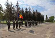 The soldiers from the Republic of Moldova and Romania train at the Smardan training ground