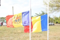 The soldiers from the Republic of Moldova and Romania train at the Smardan training ground