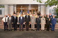 Alexandru Pinzari had a meeting with former Defense Ministers and Chiefs of Staff of the National Army