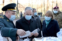 Romania offers a new batch of sanitary protection materials to the National Army