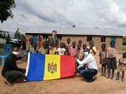 National Army Honors the State Flag 