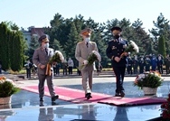 Eroii căzuţi în cel de-al Doilea Război Mondial -  comemoraţi de militarii Armatei Naţionale