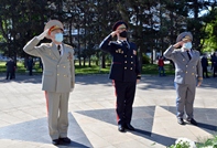 Eroii căzuţi în cel de-al Doilea Război Mondial -  comemoraţi de militarii Armatei Naţionale