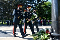 Eroii căzuţi în cel de-al Doilea Război Mondial -  comemoraţi de militarii Armatei Naţionale