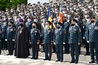 Soldiers from Chisinau Garrison Take Military Oath