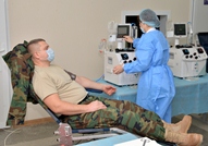 On the eve of winter holidays, the soldiers of the National Army donate blood and plasma