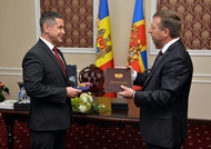Ministerul Apărării şi Academia de Administrare Publică au semnat un acord de colaborare