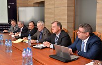 Consultations with international experts regarding the optimal way of reforming and modernizing the defense sector of the Republic of Moldova