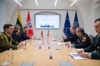 Defense Minister Anatolie Nosatîi, in dialogue with the Chancellor of the Lithuanian Government, in Vilnius