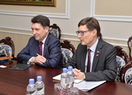 Senator francez, în vizită la Ministerul Apărării