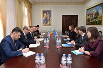 The new head of the NATO Liaison Office in Chisinau, presented to the Minister of Defense