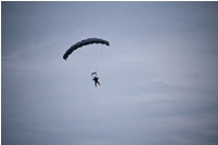 Parachute jumps in Balti